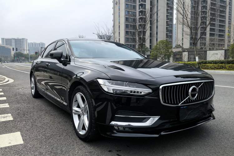 Used Volvo S90 2019 T5 Zhiyi Edition
