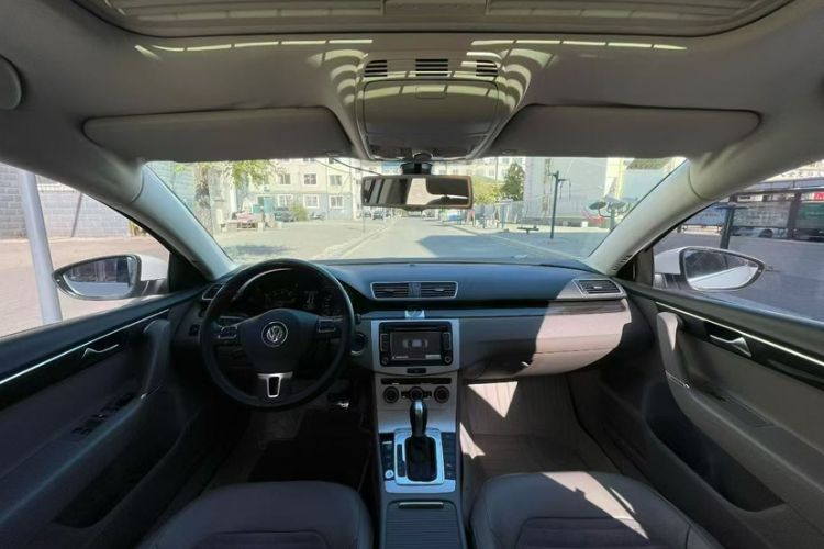 Used Volkswagen Magotan 2013 2.0 TSI Prestige Model