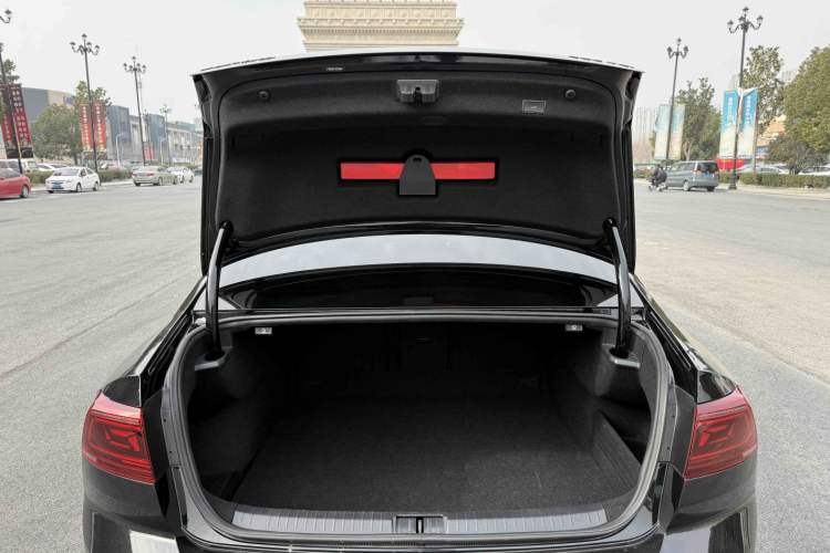 Used Volkswagen Magotan 2023 2 Million Units Limited-Edition 380TSI DSG Flagship Version