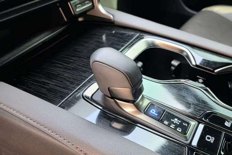 Used Lexus RX 2023 350h Two-Wheel Drive Comfort Edition
