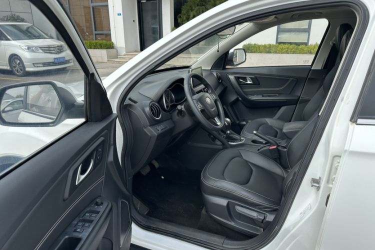 Used Bestune X40 2017 1.6L Automatic Prestige Edition
