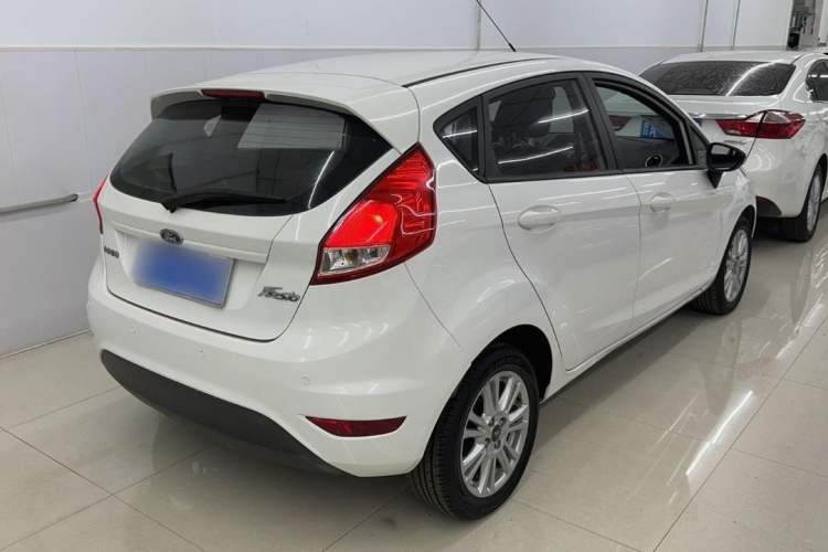 Used Ford Fiesta 2013 Hatchback 1.5L Automatic Fashion Edition