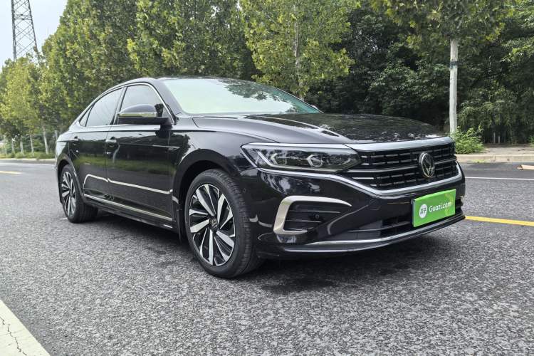 Used Volkswagen Passat 2024 380TSI Luxury Edition
