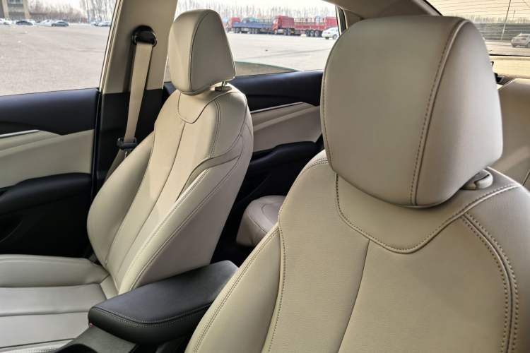 Used Buick GT 2019 15T Dual-Clutch Connected Elite Model China VI