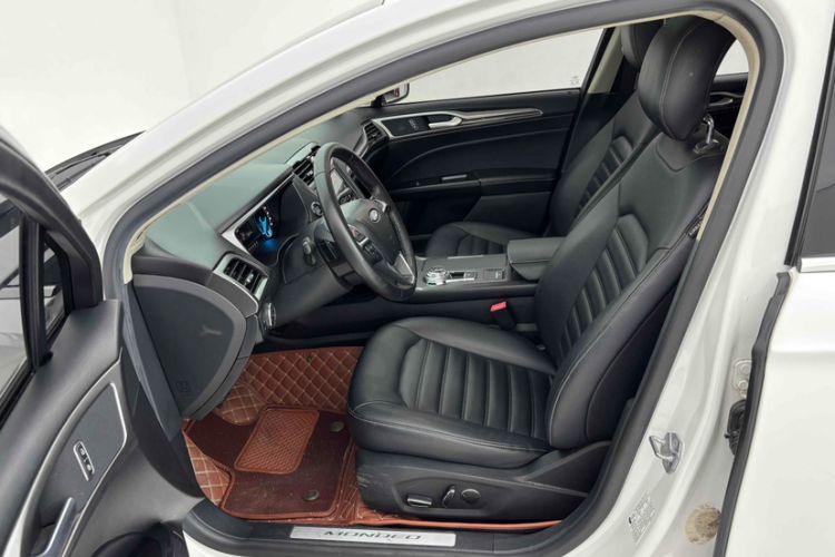 Used Ford Mondeo 2018 EcoBoost 180 Smart Control Fashion Model China VI Standard
