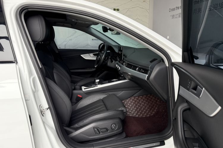 Used Audi A4L 2020 40 TFSI Fashion Dynamic Model
