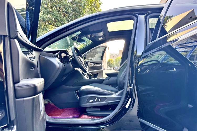 Used Cadillac XT5 2021 28T Luxury Version