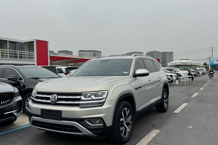 Used Volkswagen Teramont 2019 330TSI Two-Wheel-Drive Luxury Edition China V Standard
