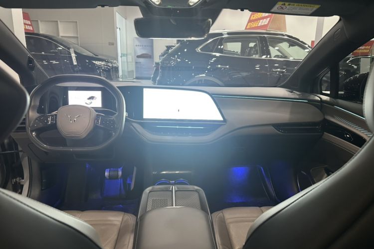 Used Hongqi EH7 2024 760 Pro+ Four-Wheel Drive Version
