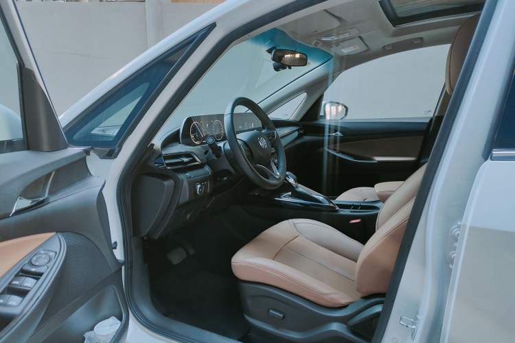 Used Buick GL6 2021 323T Mild Hybrid Connect Luxury Model
