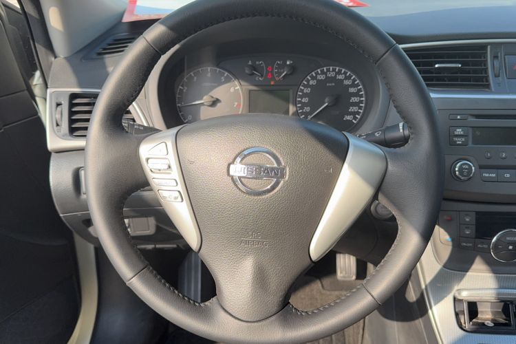 Used Nissan Sylphy 2014 1.6XV CVT Deluxe Edition
