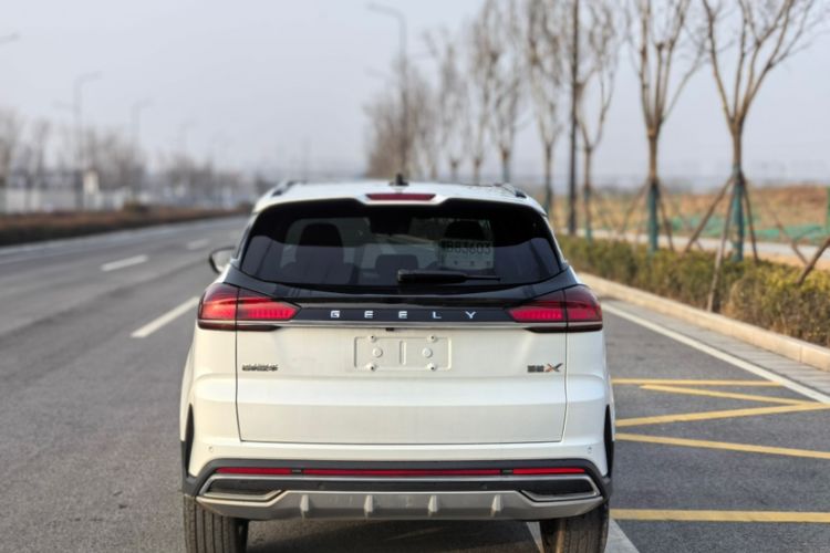 Used Geely Auto Emgrand X7 Sport 2022 Boyue X 1.8TD DCT ZhiZun Edition
