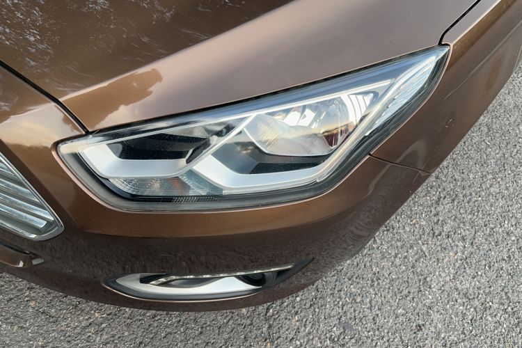 Used Ford Escort 2015 1.5L Automatic Fashion Model
