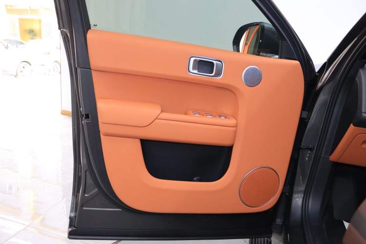 Used Li Auto L9 2022 Max model
