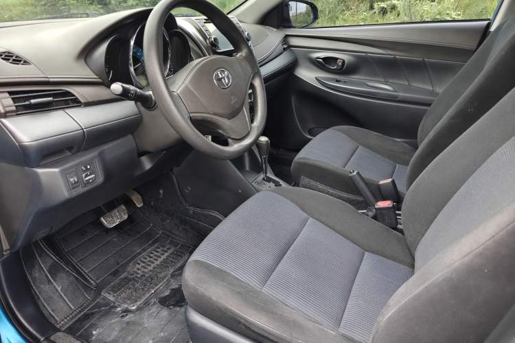 Used Toyota YARiS L 2014 1.3E Automatic Charm Edition
