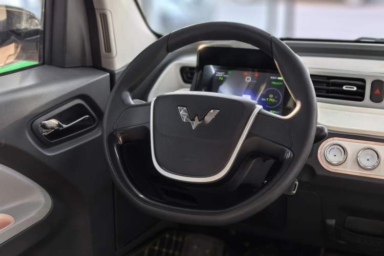 Used Wuling Hongguang MINIEV 2021 Macaron Premium Model – Lithium-NMC