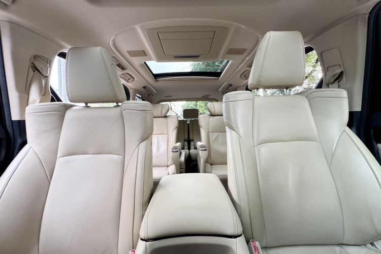 Used Toyota Alphard 2015 3.5L Luxury Edition