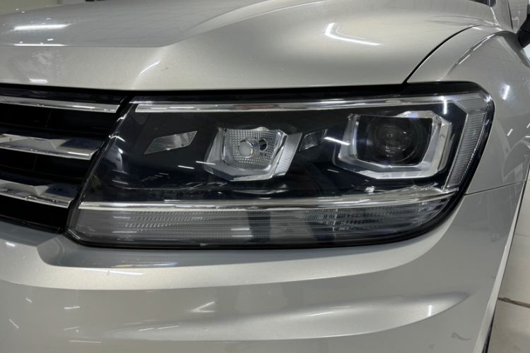 Used Volkswagen Tiguan L 2017 330TSI Automatic Two-Wheel Drive Luxury Edition