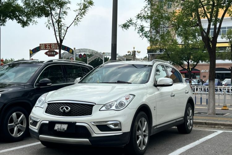 Used Infiniti QX50 2015 2.5L Enjoyment Edition
