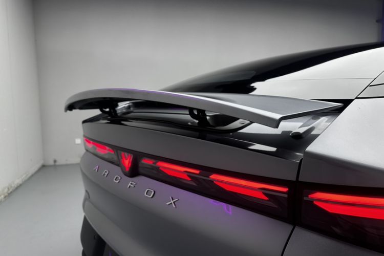 Used ARCFOX Alpha S5 2024 650ULTRA 390kW