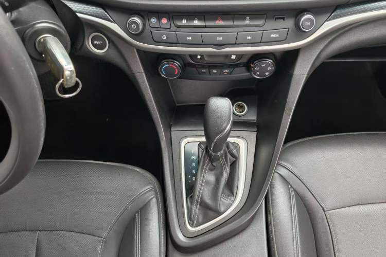 Used Buick GT 2021 1.3T Automatic Mild Hybrid Elite Version
