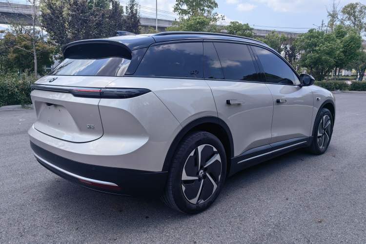 Used Nio ES6 2024 75 kWh

