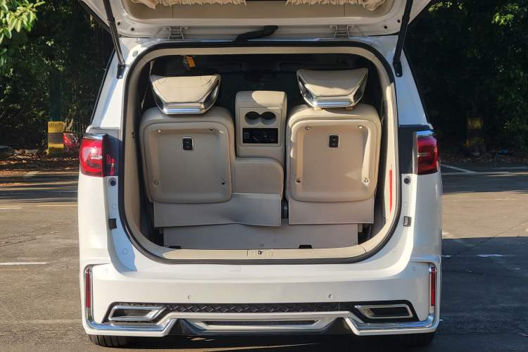 Used Buick GL8 2022 ES Landtrek 653T Comfort Edition
