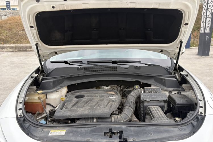 Used  Refine S7 2017 2.0T Automatic Luxury Model
