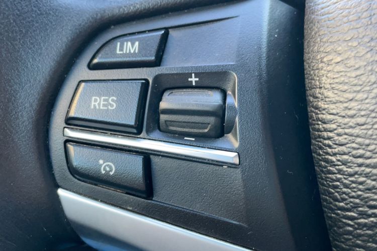 Used BMW X5 2018 xDrive28i
