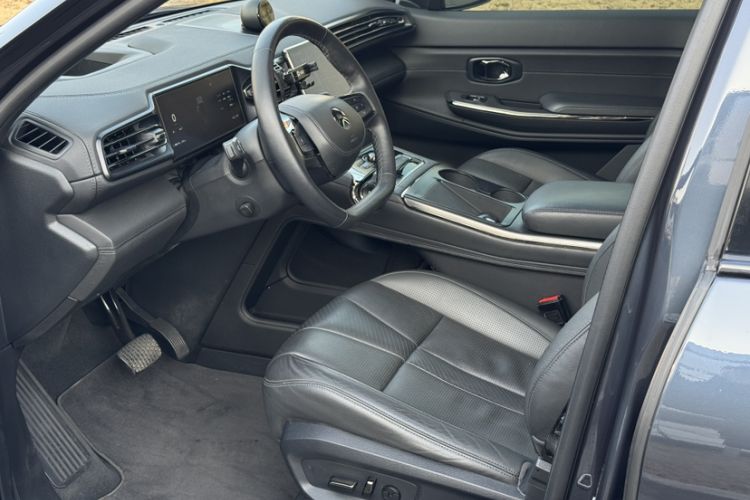 Used Nio ES8 2020 415 km Range 7-Seater Version
