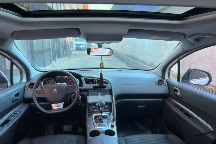 Used Peugeot 3008 2018 2.0L Automatic Classic Edition
