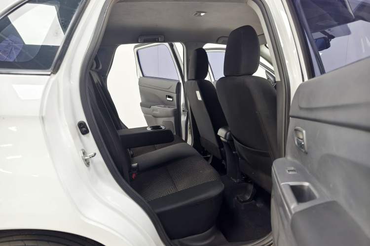 Used Mitsubishi ASX 2013 2.0L CVT Two-Wheel Drive Elite Edition