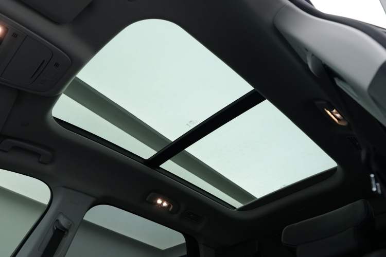 Used Ford Edge 2025 Escape L 2.0T EcoBoost Two-Wheel Drive 7-Seater Luxury Model