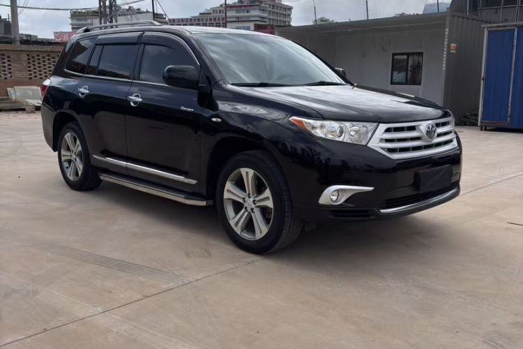Used Toyota Highlander 2012 2.7L Two-Wheel Drive 7-Seater Luxury Edition
