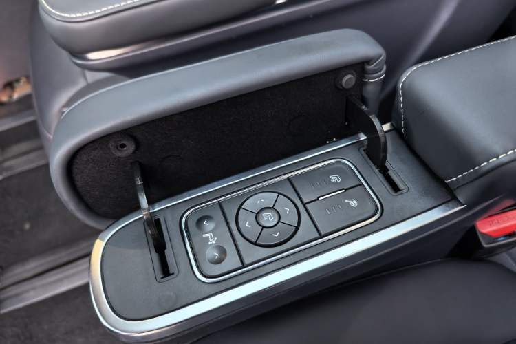 Used GAC Trumpchi M8 2023 Lingxiu Series 390T Prestige Edition
