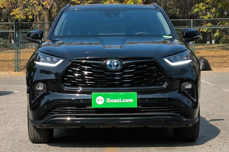 Used Toyota Highlander 2023 2.5L Smart Electric Hybrid Dual-Engine 4x4 Knight Edition 7 Seats