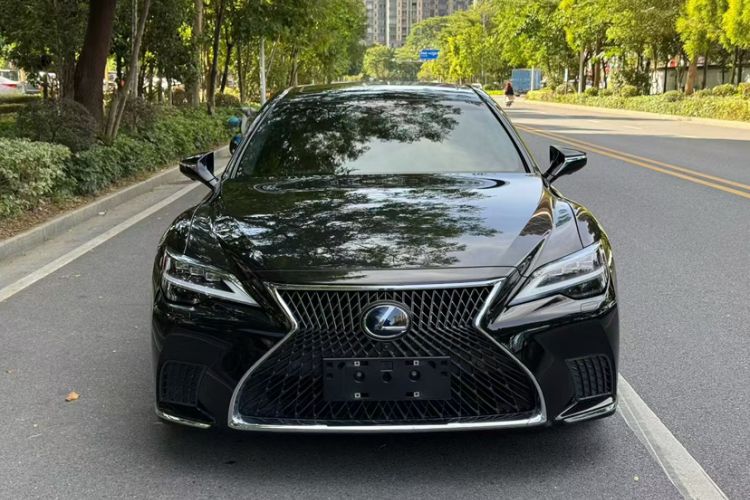Used Lexus LS 2020 350 Luxury Edition China VI Standard
