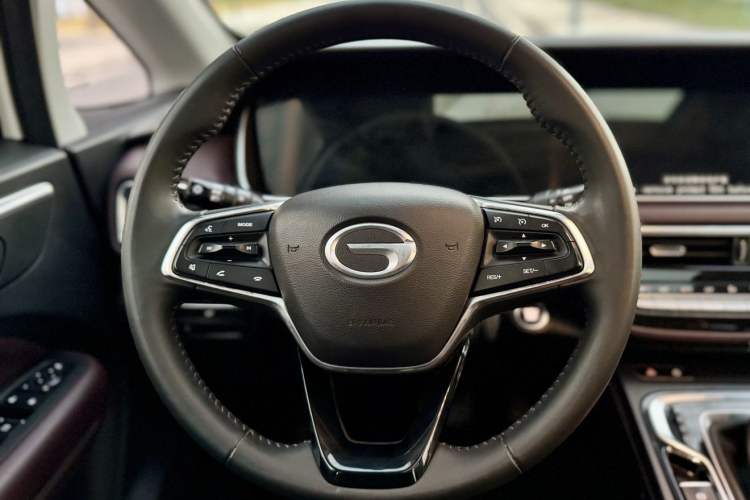 Used GAC Trumpchi M6 2021 270T DCT Elite Edition (7-seater)
