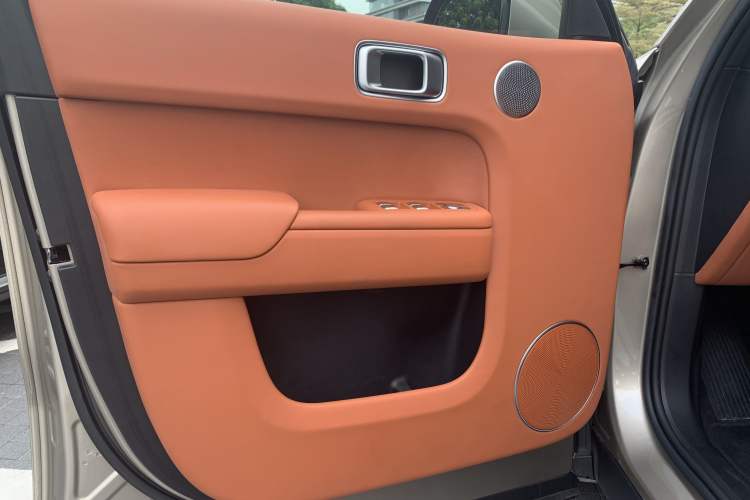 Used Li Auto L8 2024 Max
