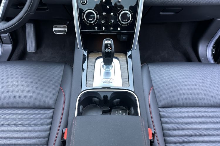 Used Land Rover Discovery Sport 2022 Revised Version 249 PS R-Dynamic S Performance Edition 5 Seats
