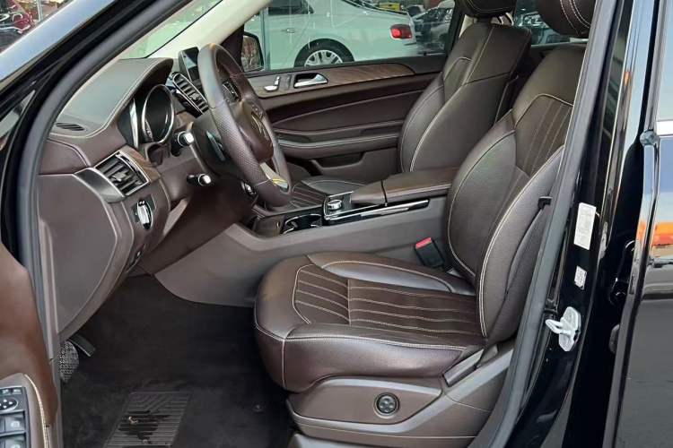 Used Mercedes-Benz GLE 2017 GLE 320 4MATIC Dynamic Model
