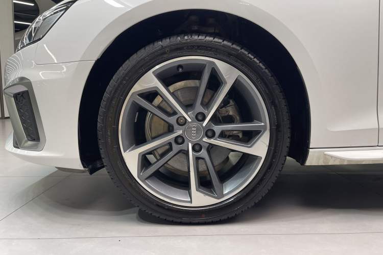 Used Audi A4L 2020 40 TFSI Fashion Dynamic Model
