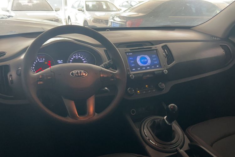 Used Kia Sportage R 2015 2.0L Manual Two-Wheel Drive GL Model
