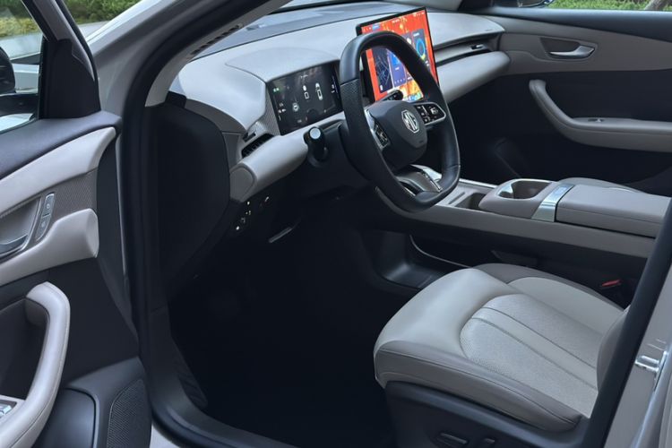 Used MG ES5 2025 525max Rear-Drive Intelligent Driving Version
