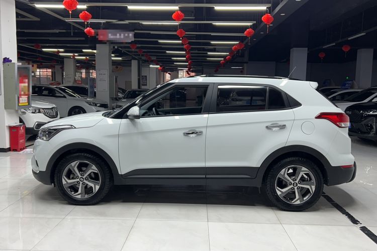 Used Hyundai ix25 2017 1.6L Automatic Smart Version