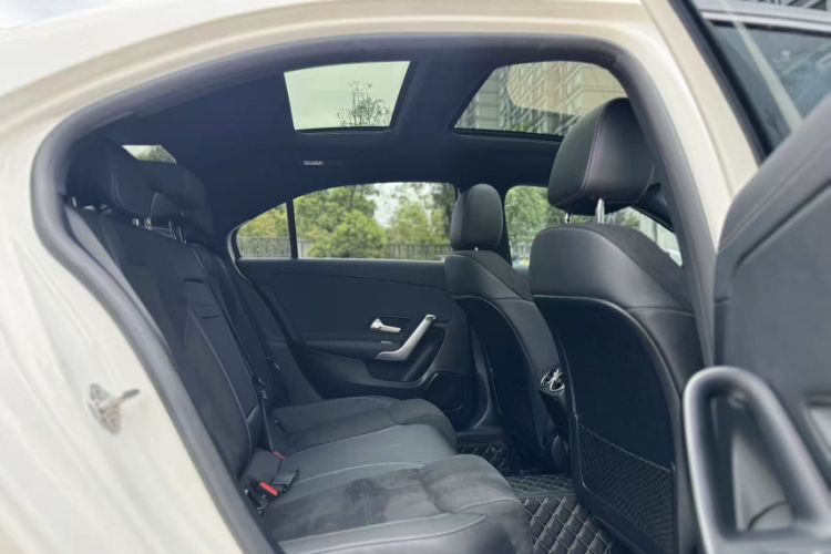 Used Mercedes-Benz A-Class 2021 A 200 L Sport Sedan Fashion Model
