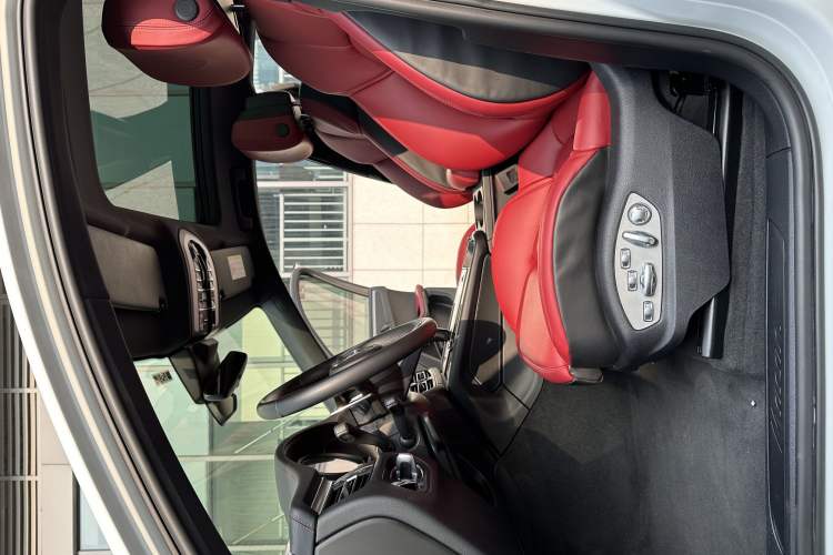 Used Porsche Macan 2022 Macan 2.0T
