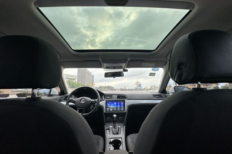 Used Volkswagen Lamando 2017 230TSI DSG Fashion Edition
