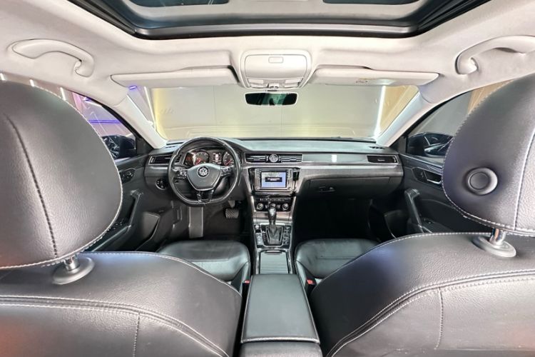 Used Volkswagen Passat 2017 330TSI DSG Prestige Edition
