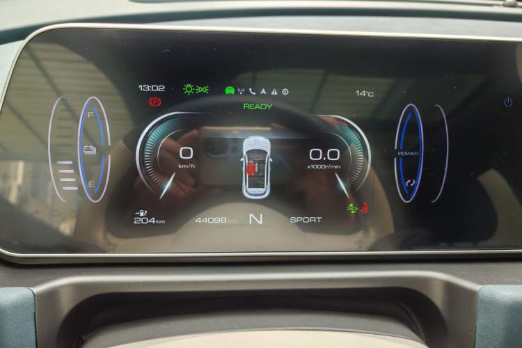 Used ORA Good Cat 2022 Morandi Edition 400km Standard Range Premium Version Lithium Iron Phosphate
